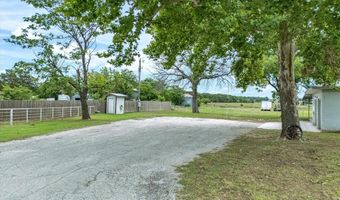 1411 Parker Dairy Rd, Alvord, TX 76225