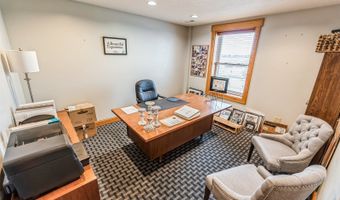 111 2nd St SE, Altoona, IA 50009