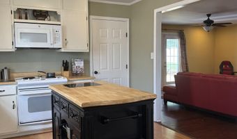 108 Pat St, Athens, AL 35611
