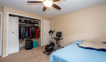 382 Lake St, Antioch, IL 60002