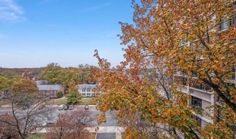 4141 N HENDERSON Rd 702, Arlington, VA 22203