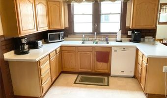 711 8th Ave NW, Austin, MN 55912
