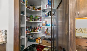 2712 W FALLEN OAK Dr, Appleton, WI 54913