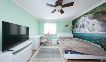 178 Pierce St, Staten Island, NY 10304