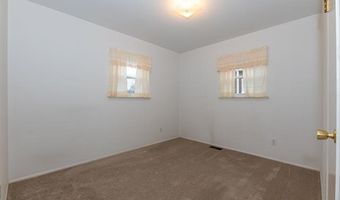 7252 LUANA Ave, Allen Park, MI 48101