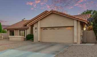 2555 N TAMARISK St, Chandler, AZ 85224