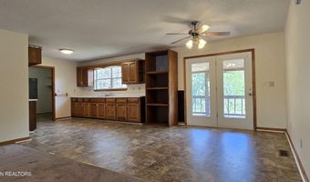 324 Circle R Dr, Benton, TN 37307