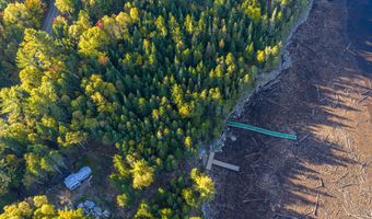 117 Pleasant Island Rd, Adamstown Twp., ME 04970