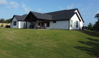 165 Rolling Bend Rd, Alvord, TX 76225