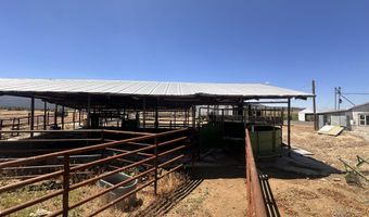 7122 E Langell Valley Rd, Bonanza, OR 97623