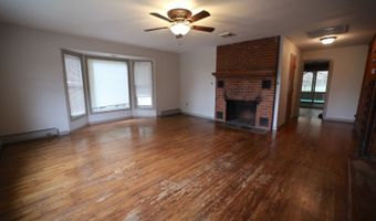 994 Limecrest Rd, Andover, NJ 07848