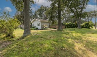 40 Dockage Rd, Bayville, NJ 08721