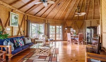 1073 Nanihoku Pl, Haiku, HI 96708