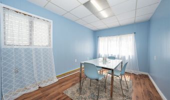 368 Grover Cleveland Hwy, Amherst, NY 14226