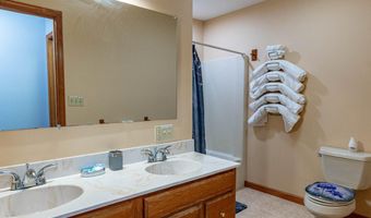 154 Bishop Cir, Albrightsville, PA 18210