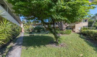 20 Park Dr 2, Bal Harbour, FL 33154