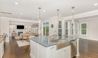2930 Farmhouse Dr, Apex, NC 27502
