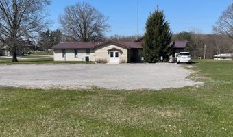 1207 S Wayne St, Angola, IN 46703