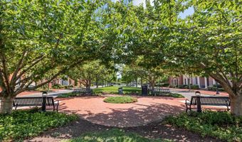 2109 MAIN LINE 102, Alexandria, VA 22301