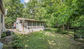539 Brisbin St, Anoka, MN 55303