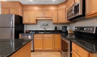 45 Saw Mill Dr 305, North Kingstown, RI 02852