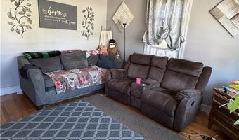 1475 Plainfield Pike, Johnston, RI 02919