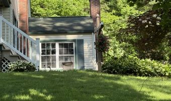 2807 Edgewood Dr, Altoona, PA 16602