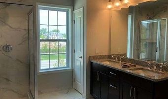 2780 Ashcombe Dr, Ann Arbor, MI 48105