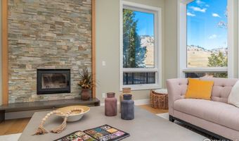 563 Locust Pl, Boulder, CO 80304