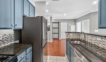 4854 EISENHOWER Ave 447, Alexandria, VA 22304