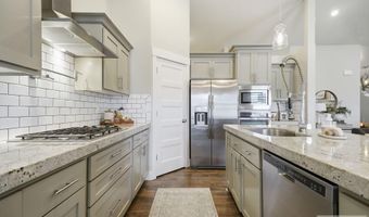 5523 Lakefield Cir, Ammon, ID 83406