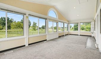 8753 Pleasant Lake Rd, Ann Arbor, MI 48103
