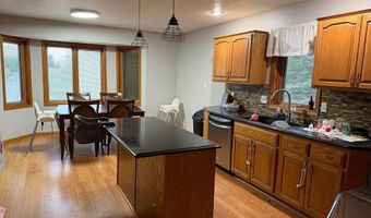 850 E Mill St, Akron, IA 51001