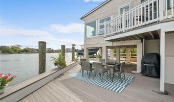 260 Ocean Ave, Amityville, NY 11701