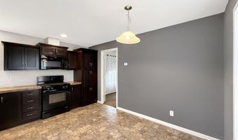 4202 Patriot Dr, Bismarck, ND 58503