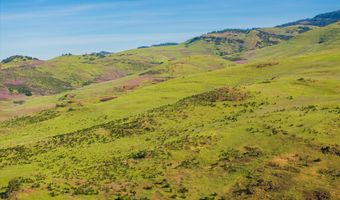 312 Sky Ridge Rd, Ashland, OR 97520
