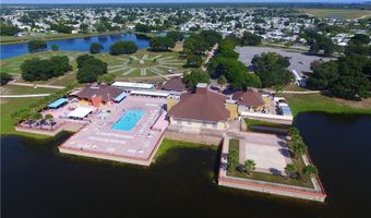 918 Laurel Cir, Barefoot Bay, FL 32976