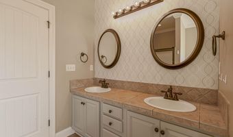 406 Montrose Pl, Brandon, MS 39042