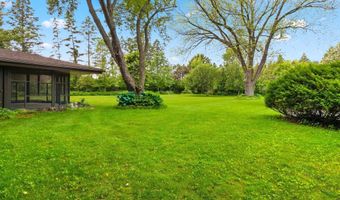 5531 LONG Ct, Appleton, WI 54914