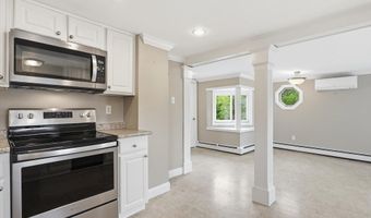 27 Haverhill Rd B, Amesbury, MA 01913