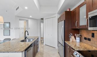 20000 E Country Club Dr 416, Aventura, FL 33180