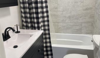 317 S West St, Angola, IN 46703