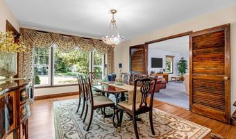 28 Doherty Dr, Middletown, NJ 07748