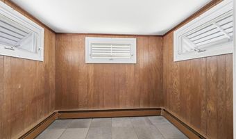 15 Rhodes Ave, East Providence, RI 02915