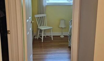 7719 HERITAGE Dr, Annandale, VA 22003