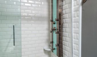 144 Mountain View Dr, Abingdon, VA 24211