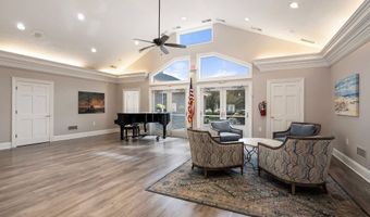 102 Sylvan Lake Blvd, Bayville, NJ 08721