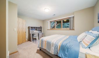 2119 CLOUDVIEW Ct, Appleton, WI 54914