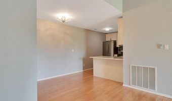 1316 Holgate Dr G5, Ballwin, MO 63021