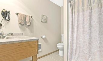 7458 39th Ave NW, Alexandria, MN 56332